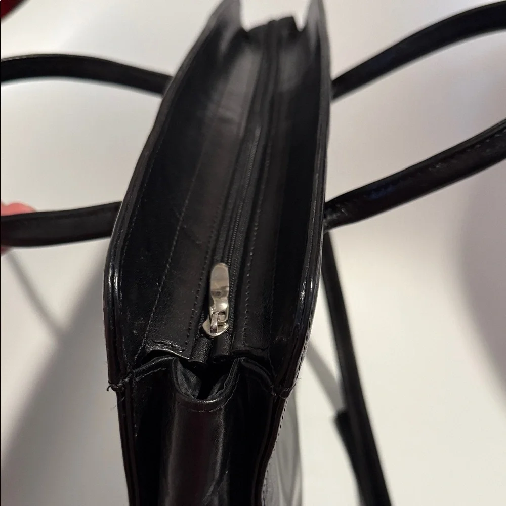 Elegant Black Leather Briefcase Messenger Laptop Executive bag shoulder strap